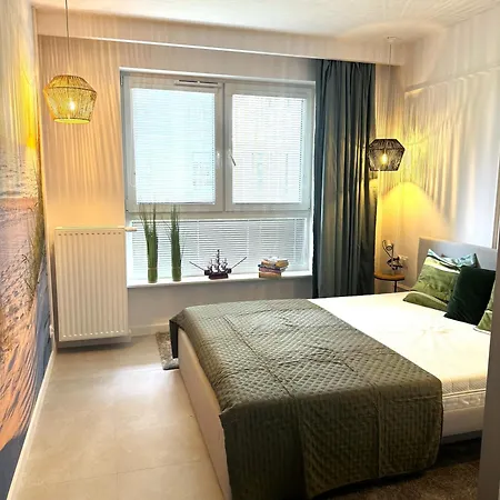 Podczele, Z Tarasem, Ogródkiem I Garażem Podziemnym Apartament Kołobrzeg
